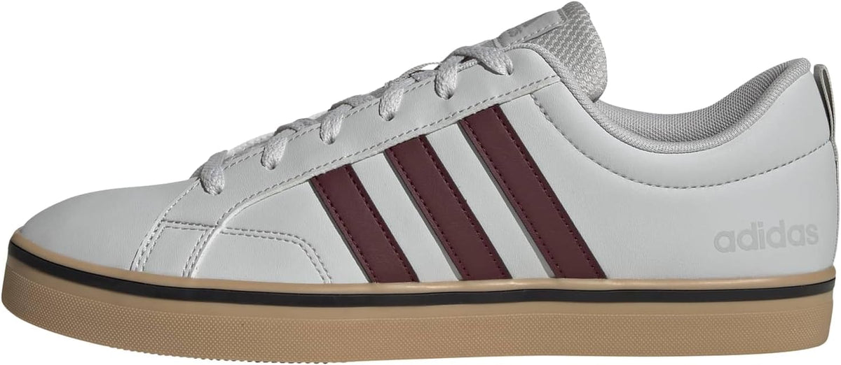 Adidas VS Pace 2.0 kombinerar sportig stil
