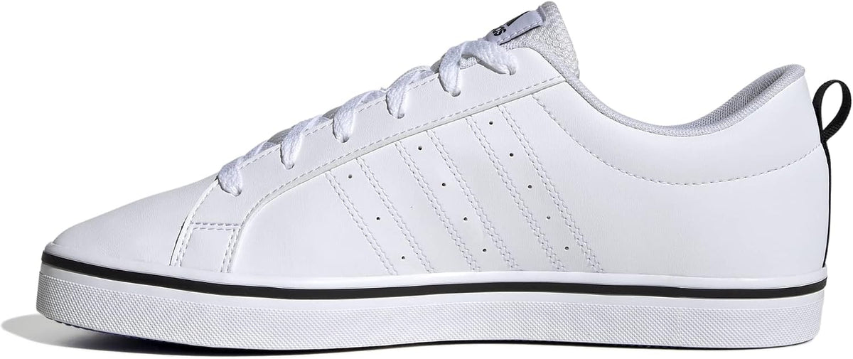 Adidas VS Pace 2.0 kombinerar sportig stil