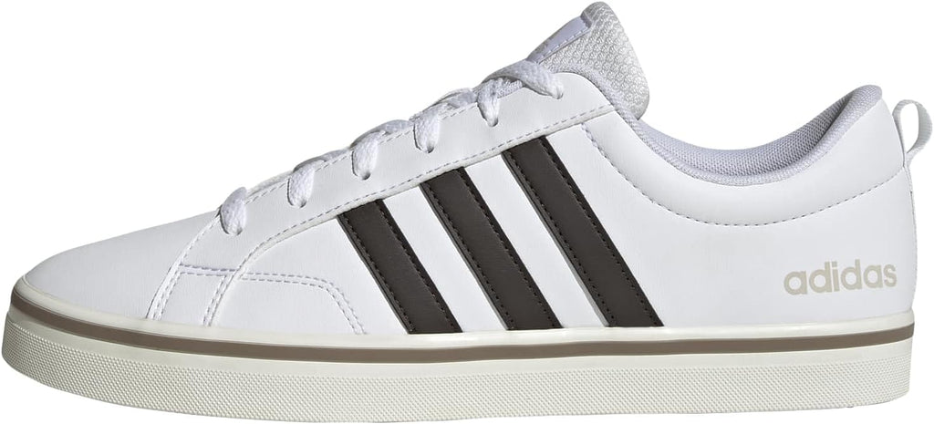 Adidas VS Pace 2.0 kombinerar sportig stil