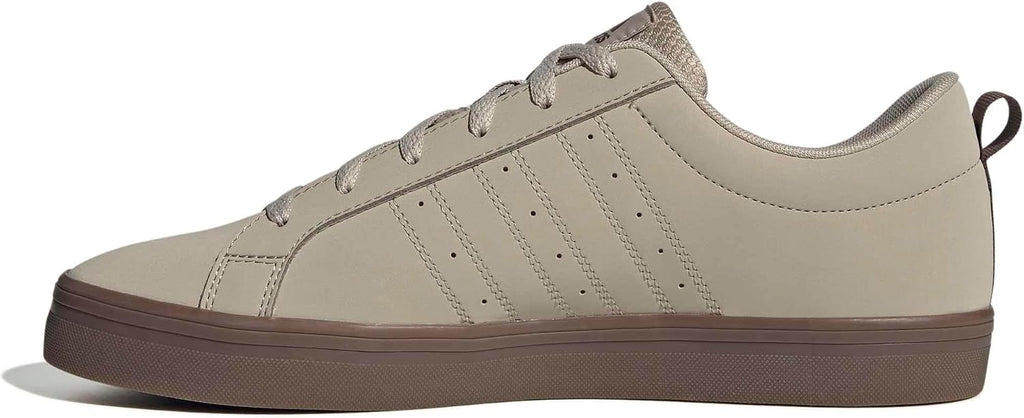 Adidas VS Pace 2.0 kombinerar sportig stil
