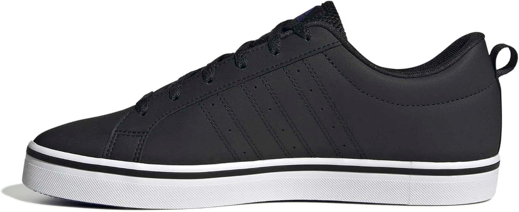 Adidas VS Pace 2.0 kombinerar sportig stil