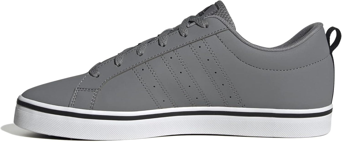 Adidas VS Pace 2.0 kombinerar sportig stil