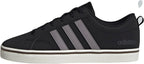 Adidas VS Pace 2.0 kombinerar sportig stil