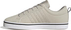 Adidas VS Pace 2.0 kombinerar sportig stil