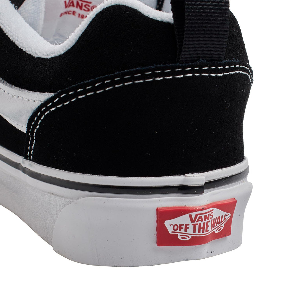 Vans Unisex Knu Skool Sneaker