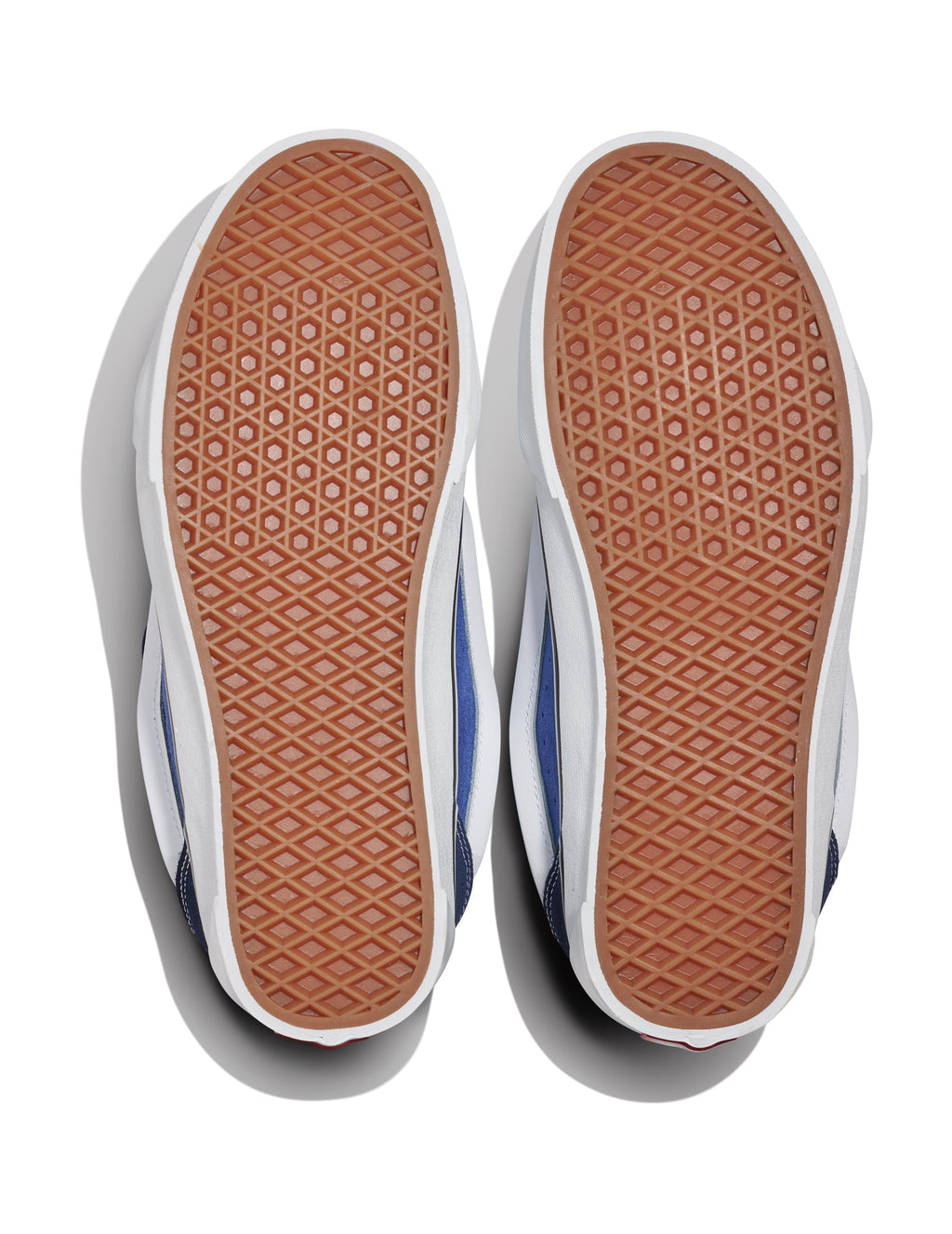 Vans Unisex Knu Skool Sneaker