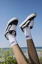 Vans Unisex Knu Skool Sneaker