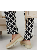 Half shoes model 206478 Solea