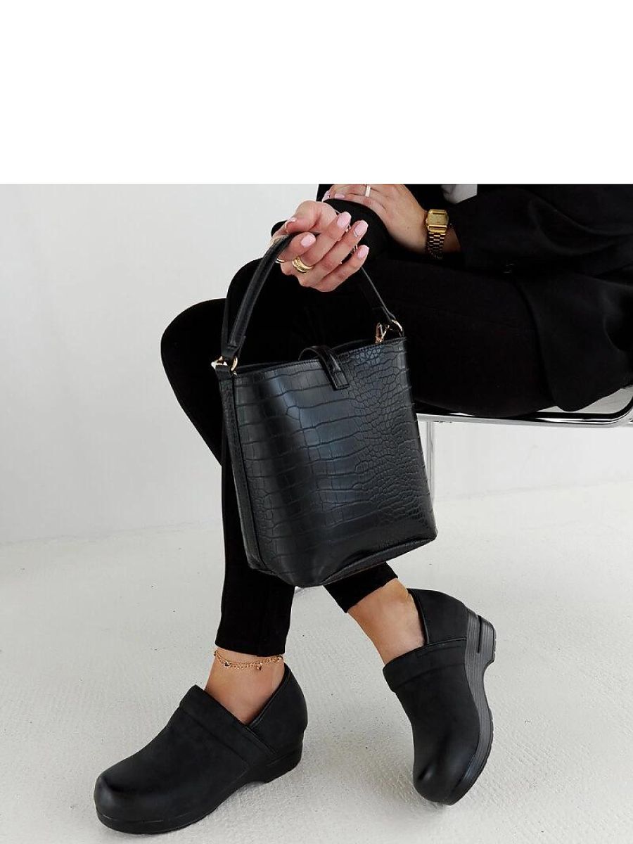 Half shoes model 206480 Solea