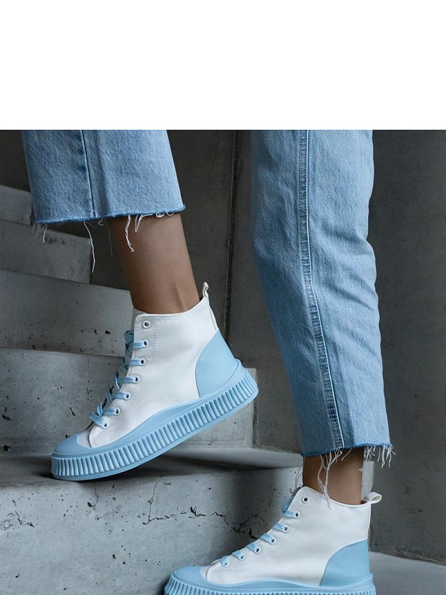 Sneakers model 207205 Solea