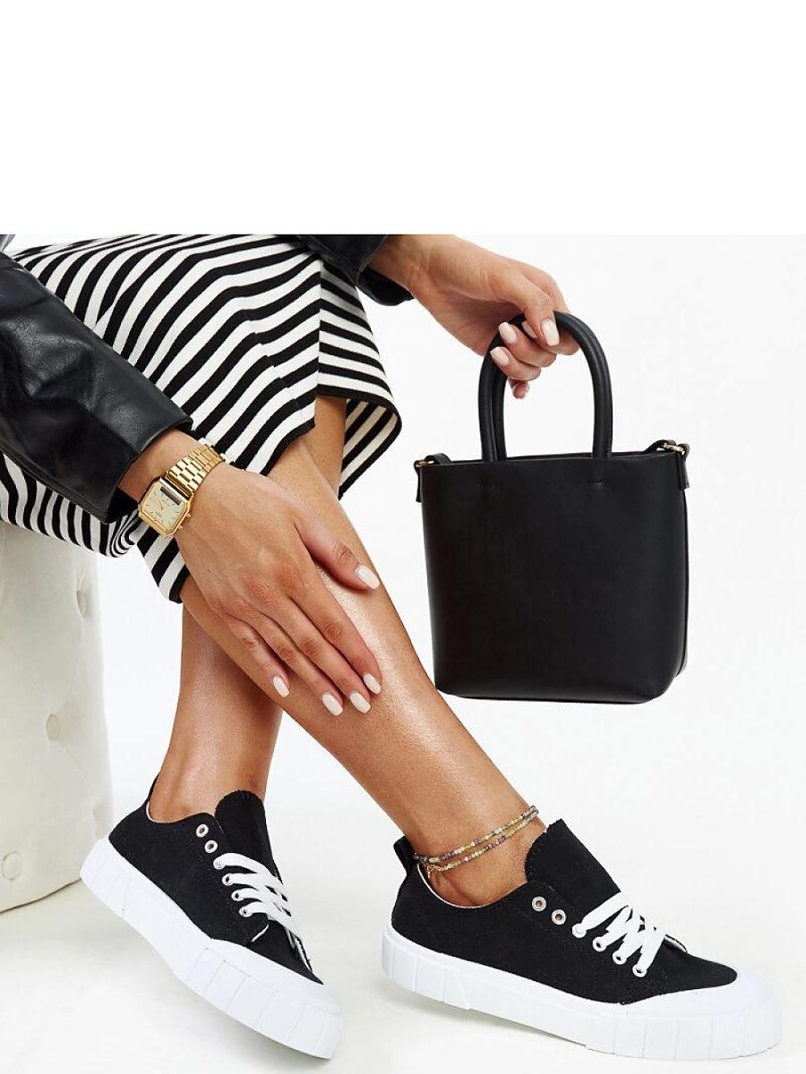 Sneakers model 207375 Solea