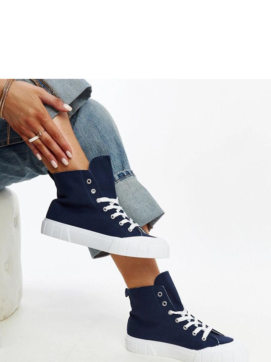 Sneakers model 207387 Solea
