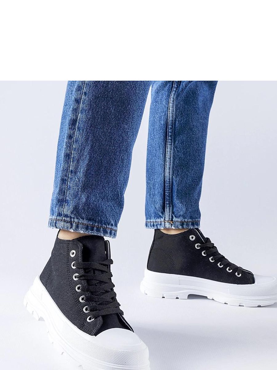 Sneakers model 207612 Solea