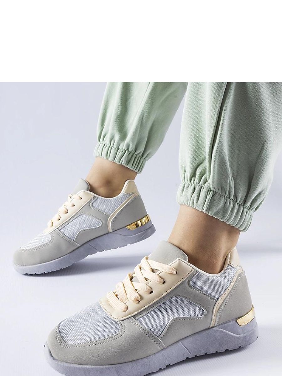 Sneakers model 207639 Solea