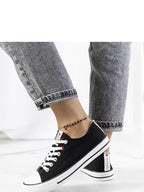 Sneakers model 208037 Solea